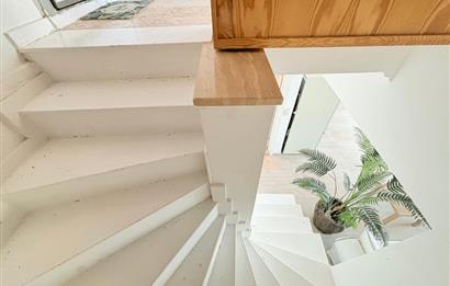 BODRUM GÜNDOĞAN PANORAMİK DENİZ MANZARALI SATILIK BAHÇE DUBLEKSİ