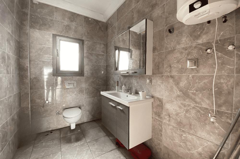 Bodrum Konacık Merkezi Lokasyonda 129 m2 Net Kiralık Dükkan