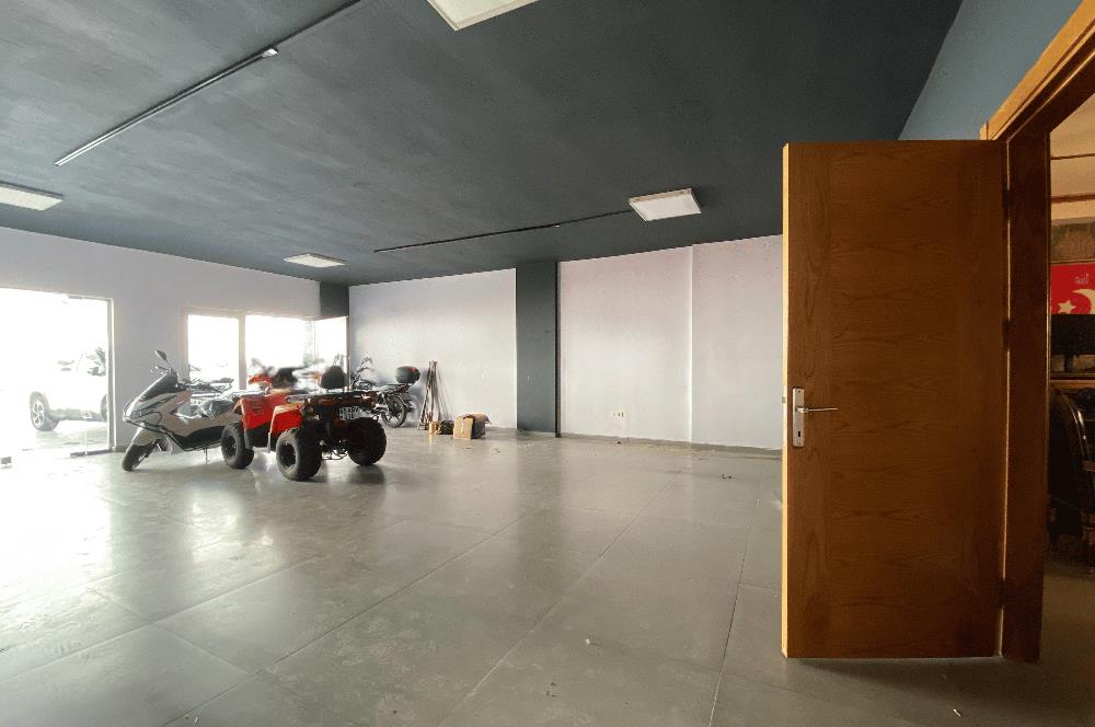 Bodrum Konacık Merkezi Lokasyonda 129 m2 Net Kiralık Dükkan