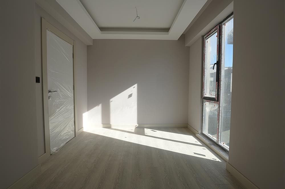 C21 Cius; Umurbey'de 4,5+1 Havuzlu Satılık Bahçe Dubleks