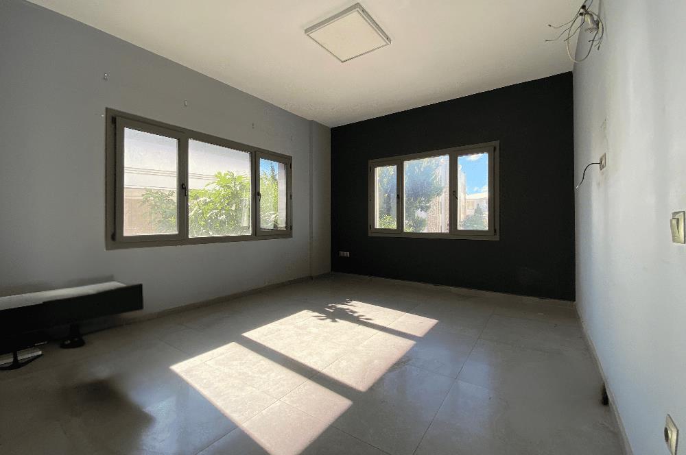 Bodrum Konacık Merkezi Lokasyonda 129 m2 Net Kiralık Dükkan