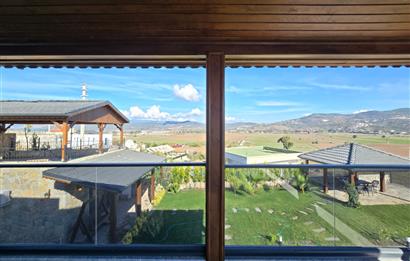 BODRUM MEŞELİK’TE 750 m² MÜSTAKİL ARSA İÇERİSİNDE, 5+1 SIFIR LÜKS VİLLA