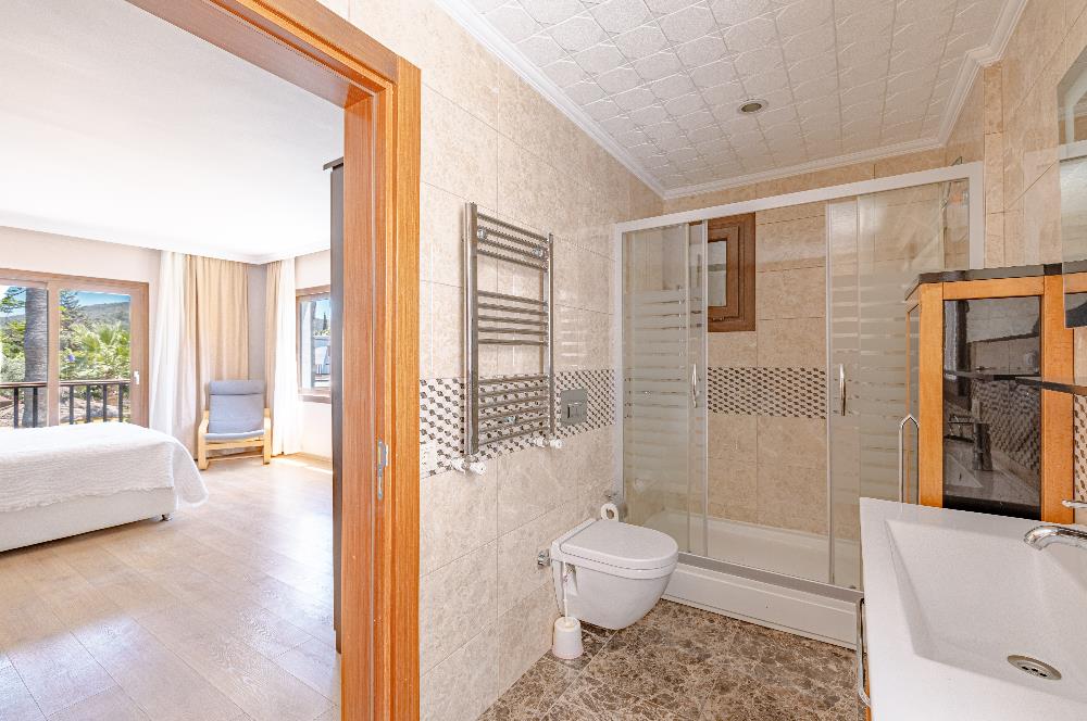 Bodrum Gölköy’de, Butik Site’de Satılık 4 Adet 4+1, Müstakil Villa