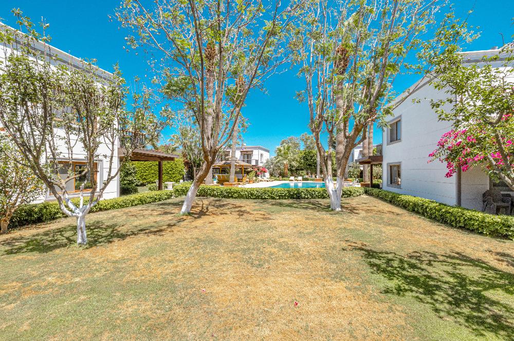 Bodrum Gölköy’de, Butik Site’de Satılık 4+1, Müstakil Villa