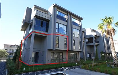 C21 Cius; Umurbey'de 4,5+1 Havuzlu Satılık Bahçe Dubleks