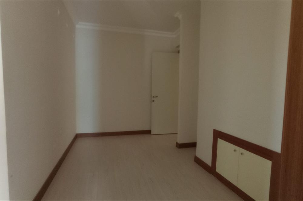 KUZEYKENT 809 ETAP SENCER SK BATI CEPHE 7. KAT FIRSAT DAİRE 3+1