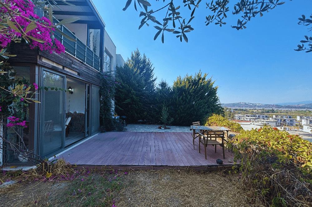 Milas Meşelik One Golf Site İçi Satılık 2+1 Bahçe Katı Daire