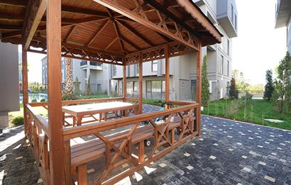 C21 Cius; Umurbey'de 4,5+1 Havuzlu Satılık Bahçe Dubleks