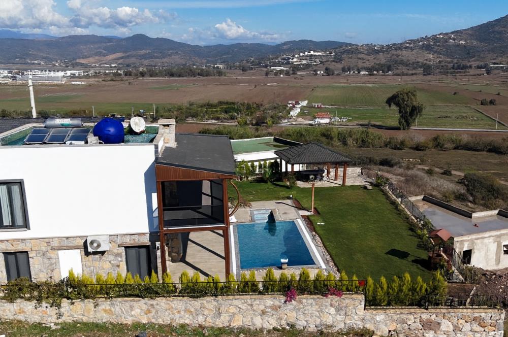 BODRUM MEŞELİK’TE 750 m² MÜSTAKİL ARSA İÇERİSİNDE, 5+1 SIFIR LÜKS VİLLA