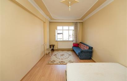 C21 Cius; Kapalı Pazarı Civarında Eşyalı Ara Kat Kiralık Daire