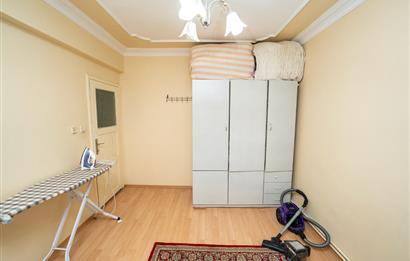 C21 Cius; Kapalı Pazarı Civarında Eşyalı Ara Kat Kiralık Daire