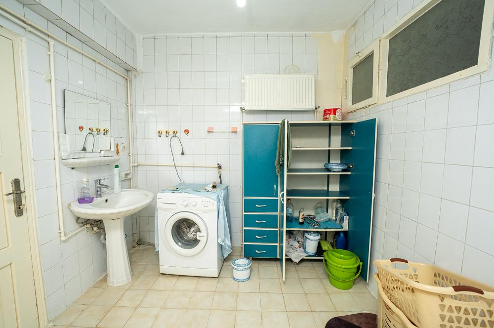 C21 Cius; Kapalı Pazarı Civarında Eşyalı Ara Kat Kiralık Daire