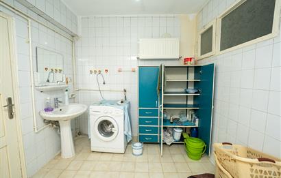 C21 Cius; Kapalı Pazarı Civarında Eşyalı Ara Kat Kiralık Daire