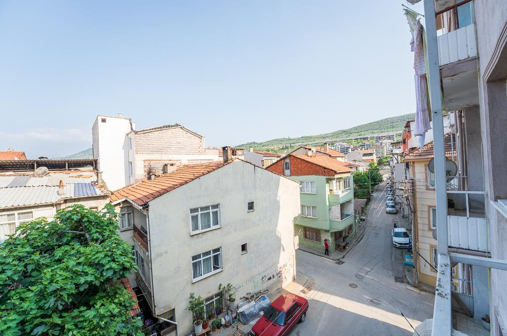 C21 Cius; Kapalı Pazarı Civarında Eşyalı Ara Kat Kiralık Daire