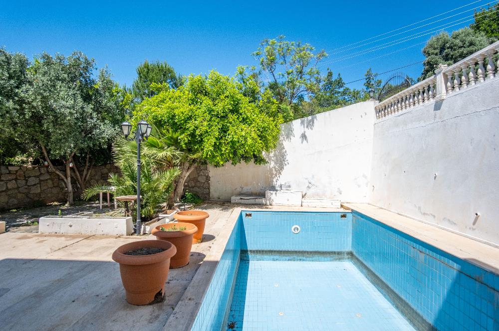 Bodrum Yokuşbaşı Kale ve Deniz Manzaralı, Satılık 5+2 Villa