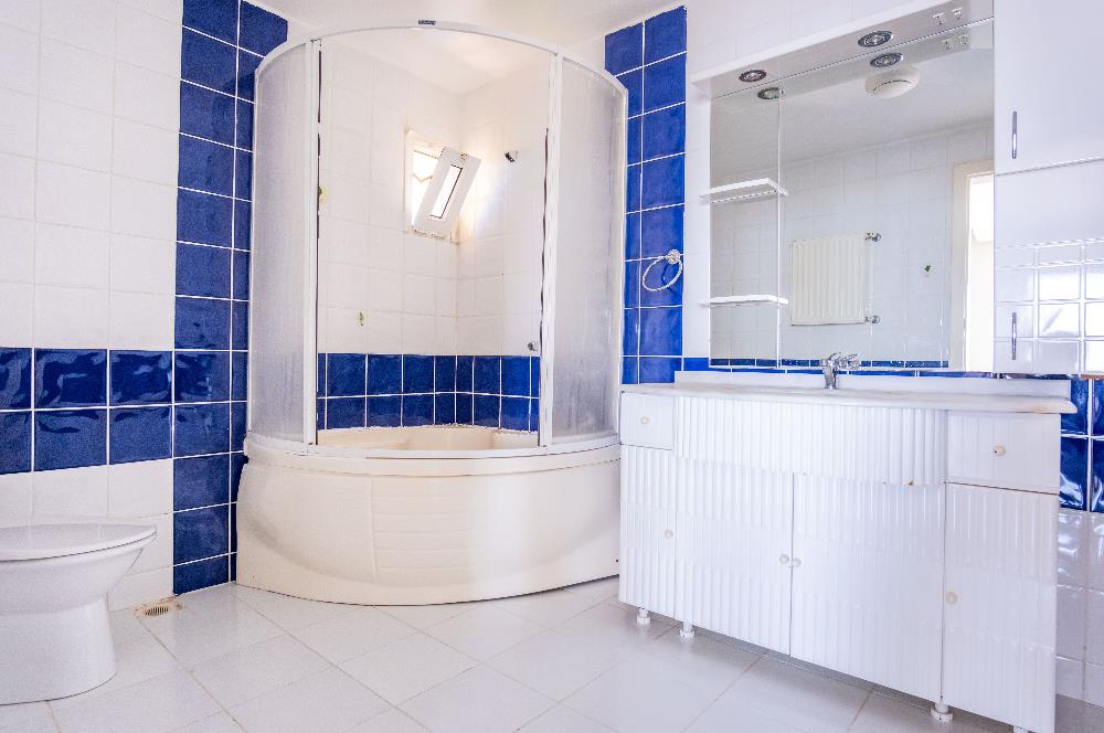 Bodrum Yokuşbaşı Kale ve Deniz Manzaralı, Satılık 5+2 Villa