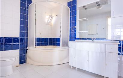 Bodrum Yokuşbaşı Kale ve Deniz Manzaralı, Satılık 5+2 Villa