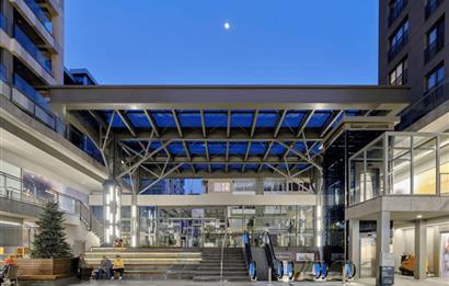 MESA CADDE'DE DENİZ MANZARALI 2+1 ''BOŞ'' DAİRE