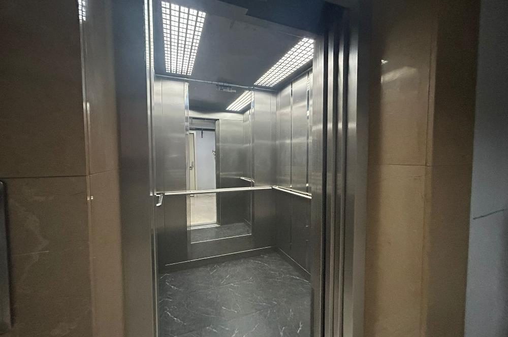 MERDİVENKOY İMAM RAMİZ SOK. KULLANIŞLI SATILIK 3+1 DAİRE