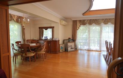 SAKARYA ÇARK KONAKLARINDA SATILIK LÜKS VİLLA