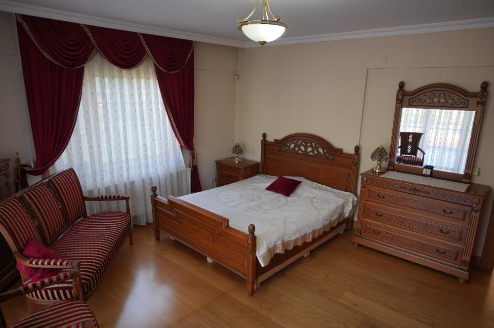 SAKARYA ÇARK KONAKLARINDA SATILIK LÜKS VİLLA