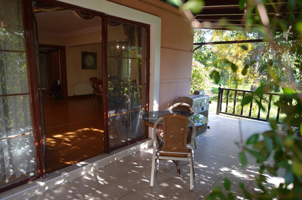 SAKARYA ÇARK KONAKLARINDA SATILIK LÜKS VİLLA