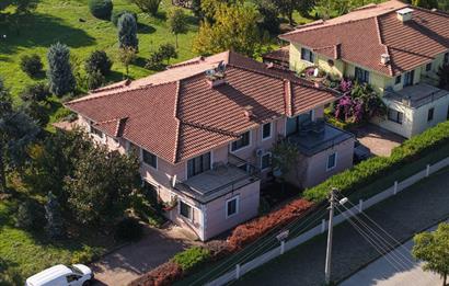 SAKARYA ÇARK KONAKLARINDA SATILIK LÜKS VİLLA