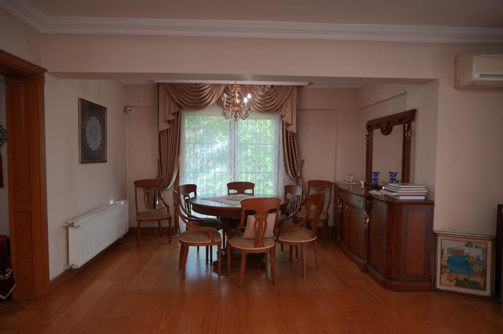 SAKARYA ÇARK KONAKLARINDA SATILIK LÜKS VİLLA