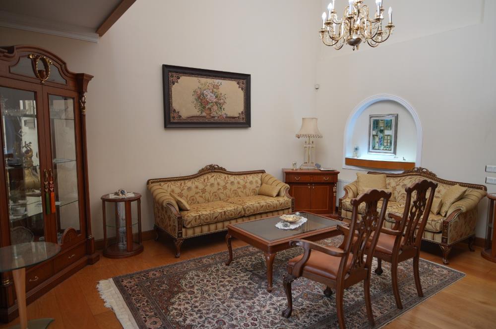 SAKARYA ÇARK KONAKLARINDA SATILIK LÜKS VİLLA