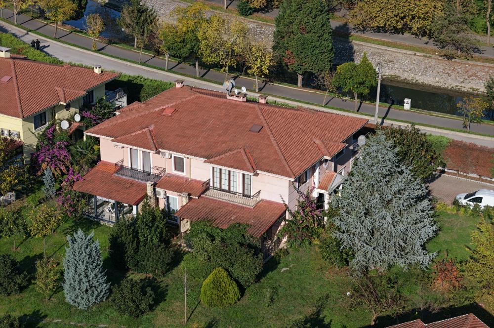 SAKARYA ÇARK KONAKLARINDA SATILIK LÜKS VİLLA