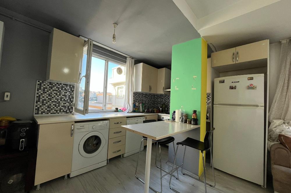 Eyüp Emniyettepe Bilgi üni. Karşısı Eşyalı 1+1 Satılık daire