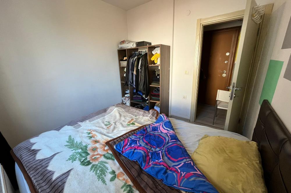 Eyüp Emniyettepe Bilgi üni. Karşısı Eşyalı 1+1 Satılık daire