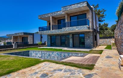 Kıyıkışlacık Zeytinlikuyuda Özel Havuzlu 3+1 Müstakil Dubleks