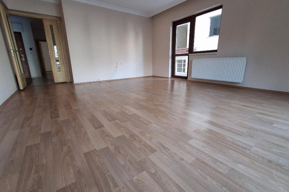 ESAT BAŞAK SOKAK GENÇ BİNADA BOŞ , 3+1 KOMBİLİ , OTOPARKLI