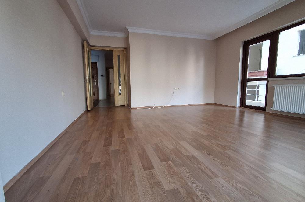 ESAT BAŞAK SOKAK GENÇ BİNADA BOŞ , 3+1 KOMBİLİ , OTOPARKLI