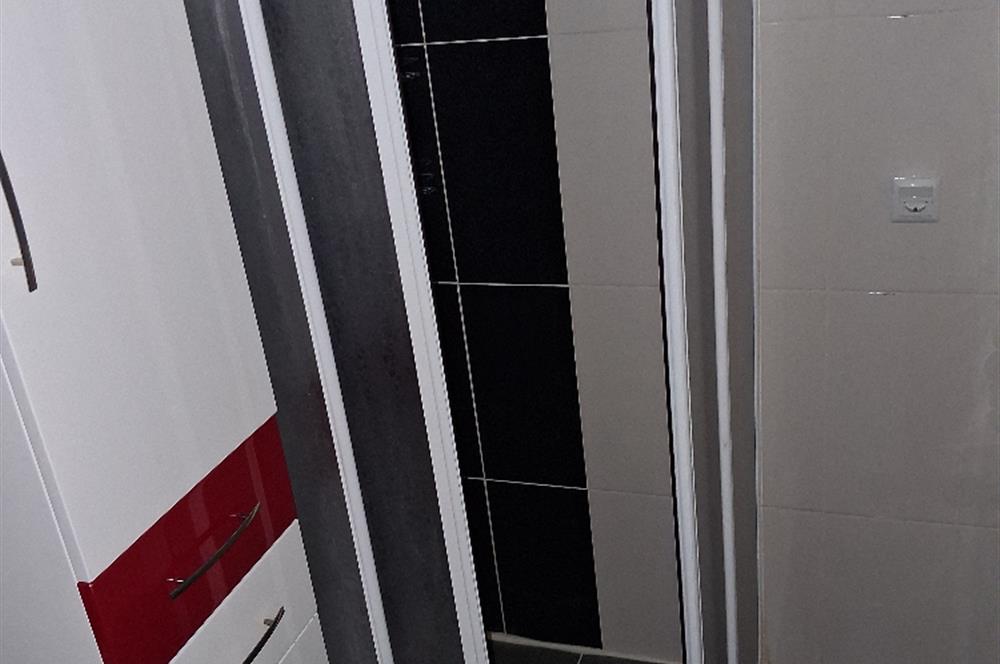 ESAT BAŞAK SOKAK GENÇ BİNADA BOŞ , 3+1 KOMBİLİ , OTOPARKLI