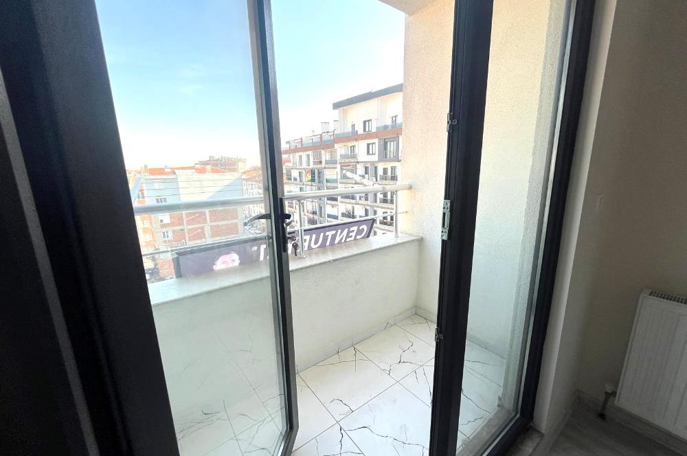 C21 Bal'dan Çay Mah.'de Kiralık 2+1 Daire