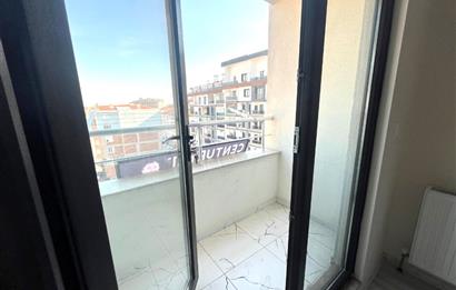 C21 Bal'dan Çay Mah.'de Kiralık 2+1 Daire