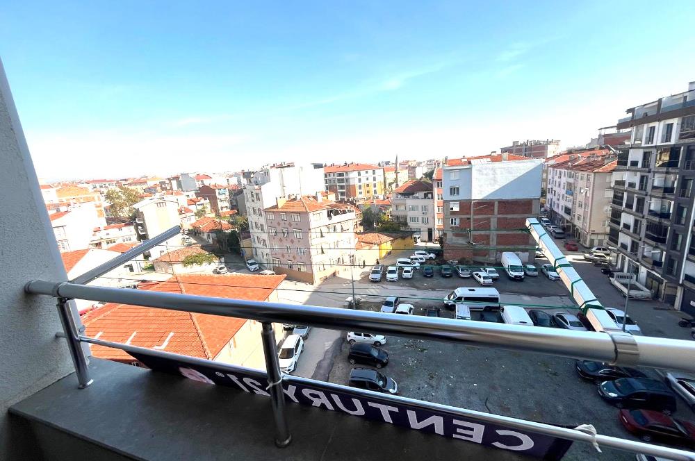 C21 Bal'dan Çay Mah.'de Kiralık 2+1 Daire