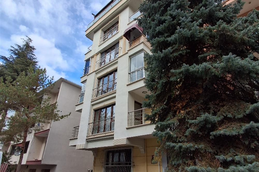 ESAT BAŞAK SOKAK GENÇ BİNADA BOŞ , 3+1 KOMBİLİ , OTOPARKLI