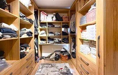 C21 BAL'DAN KUVAYİ MİLLİYE'DE CADDE ÜZERİ SATILIK VİLLA