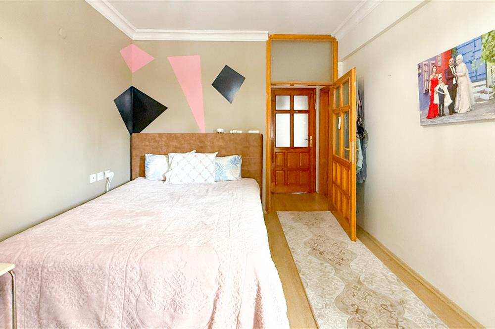 C21 BAL'DAN KUVAYİ MİLLİYE'DE CADDE ÜZERİ SATILIK VİLLA