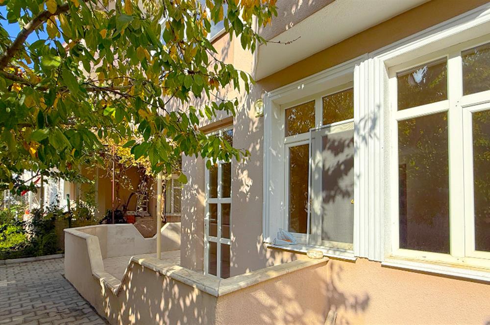 C21 BAL'DAN KUVAYİ MİLLİYE'DE SİTE İÇİ SATILIK VİLLA