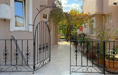 C21 BAL'DAN KUVAYİ MİLLİYE'DE SİTE İÇİ SATILIK VİLLA