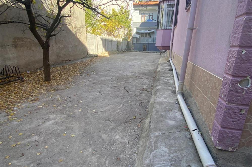 CENTURY 21 PLUS GAYRİMENKULDEN KANLICADA 3+1 ARA KAT SATILIK