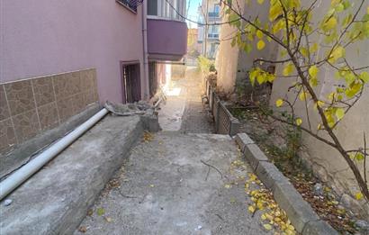 CENTURY 21 PLUS GAYRİMENKULDEN KANLICADA 3+1 ARA KAT SATILIK