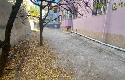 CENTURY 21 PLUS GAYRİMENKULDEN KANLICADA 3+1 ARA KAT SATILIK