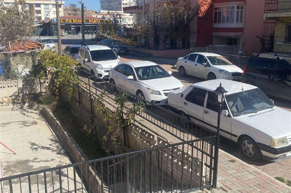 CENTURY 21 PLUS GAYRİMENKULDEN KANLICADA 3+1 ARA KAT SATILIK