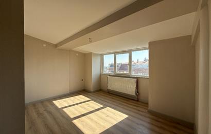 C21 BAL'DAN ÇEVRE YOLU ÜZERİNDE 2+1 SATILIK DUBLEKS GENİŞ DAİRE