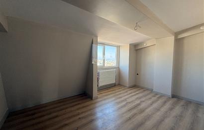 C21 BAL'DAN ÇEVRE YOLU ÜZERİNDE 2+1 SATILIK DUBLEKS GENİŞ DAİRE